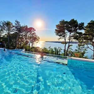 Punto Blu Village In Lanterna Premium Tar-Vabriga